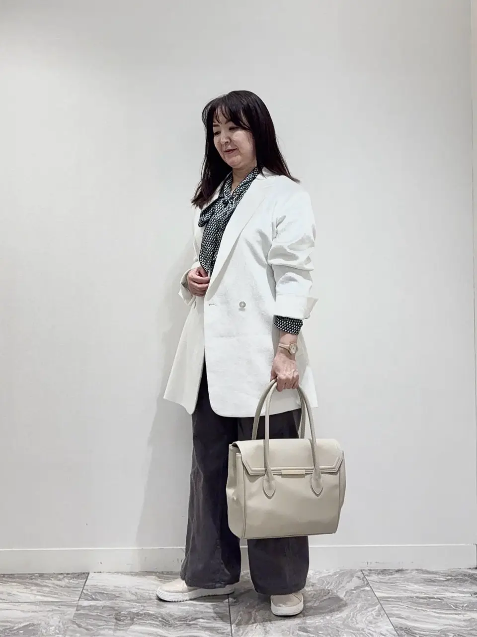 自由区 白戸 コーディネート画像