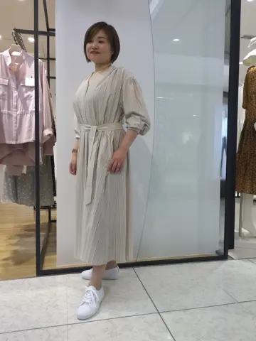 自由区 eri コーディネート画像