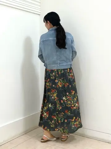 自由区 misato コーディネート画像