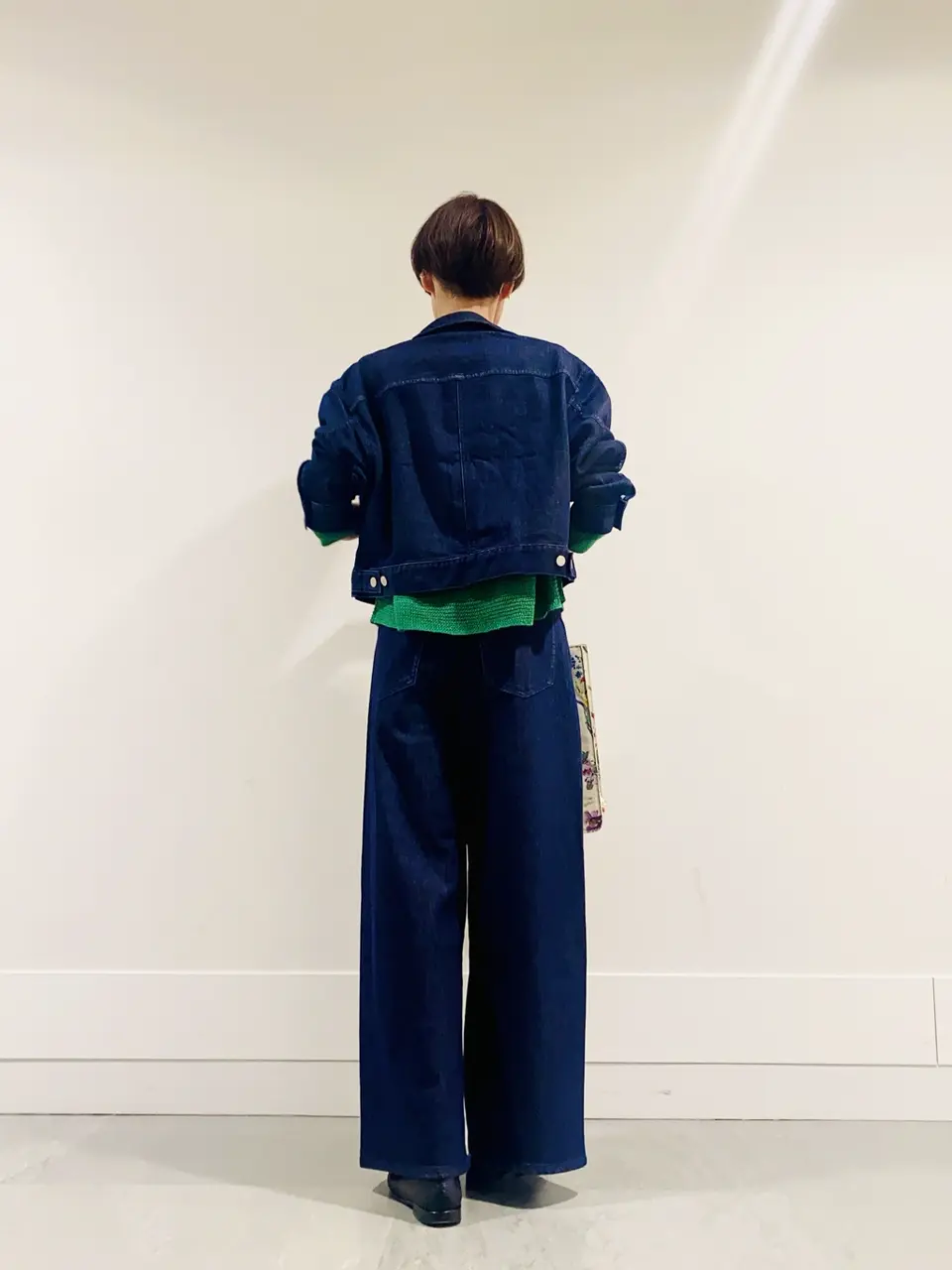 自由区 冨樫 コーディネート画像