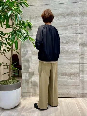 自由区 Ishii コーディネート画像