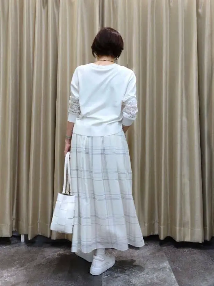 自由区 鶴田 コーディネート画像