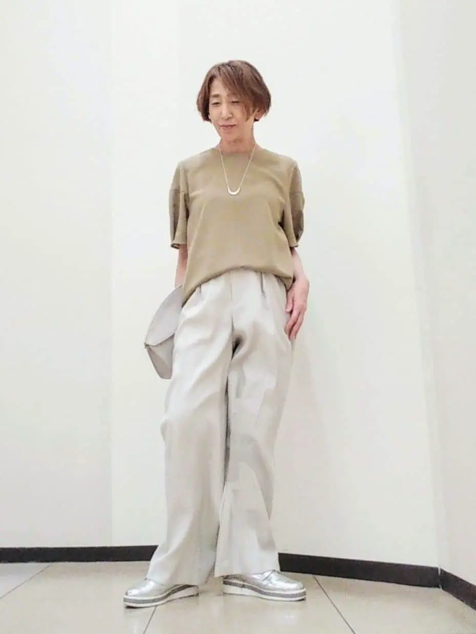 自由区 浅野 コーディネート画像