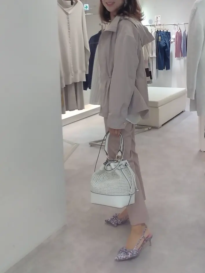 自由区 東 コーディネート画像