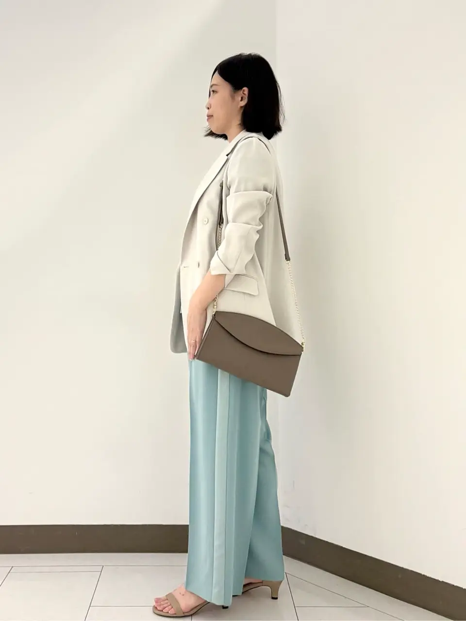 自由区 南 コーディネート画像