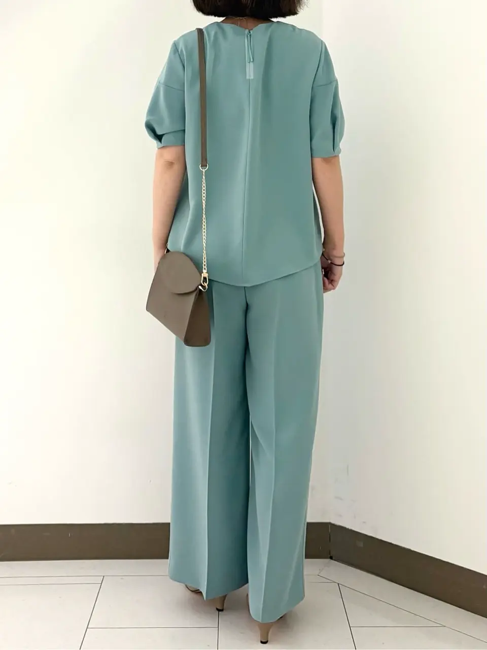 自由区 南 コーディネート画像