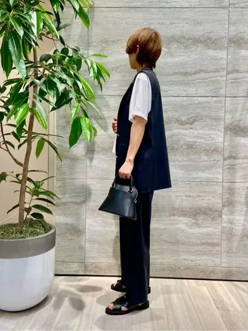 自由区 Ishii コーディネート画像