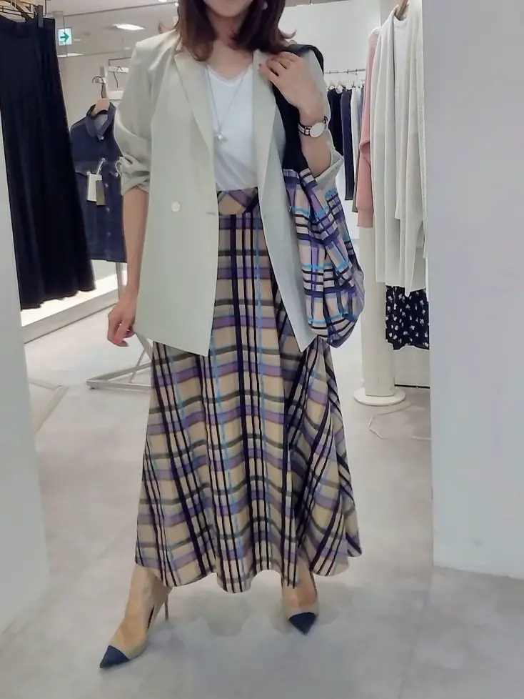 自由区 東 コーディネート画像