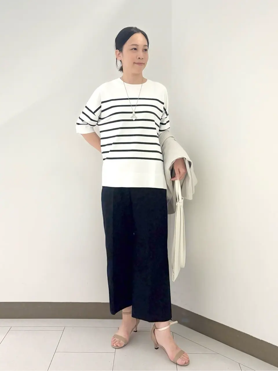 自由区 南 コーディネート画像