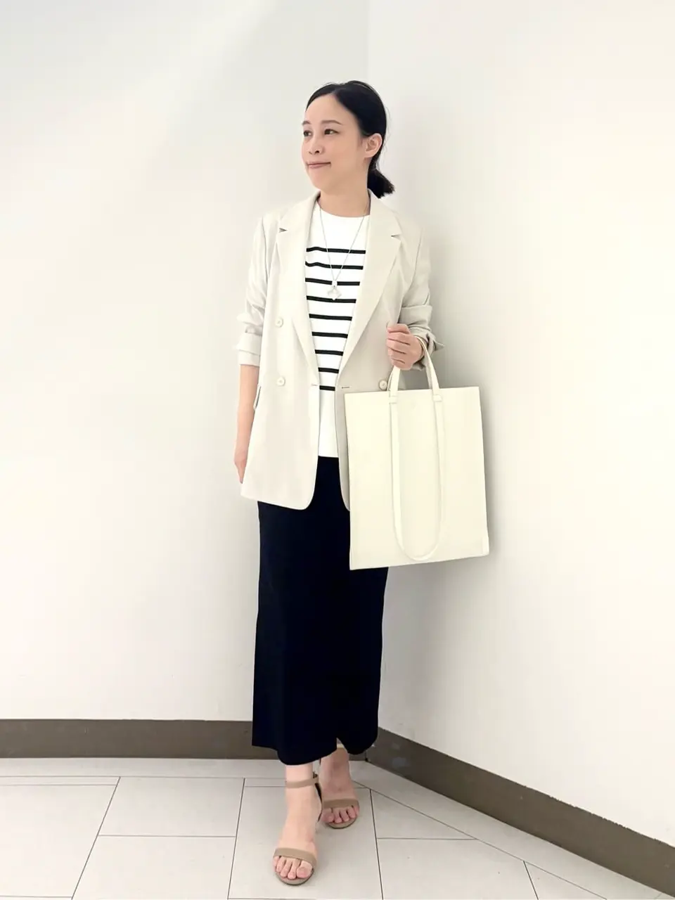 自由区 南 コーディネート画像