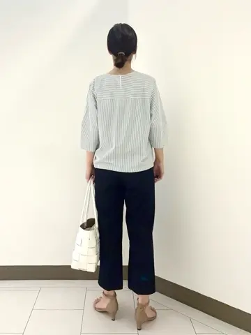 自由区 南 コーディネート画像