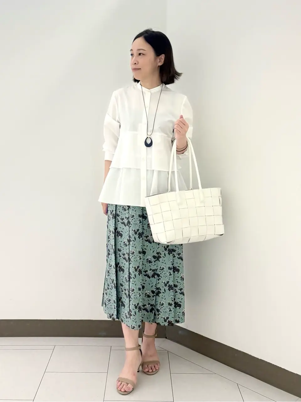 自由区 南 コーディネート画像