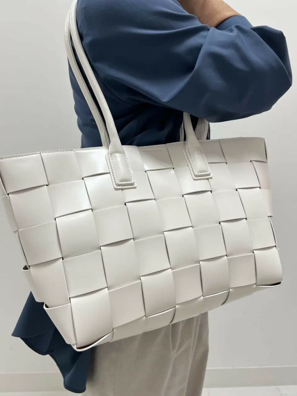 自由区 スタッフ コーディネート画像