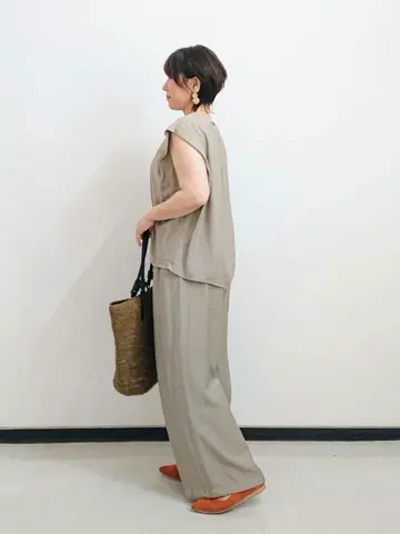 自由区 近藤 コーディネート画像