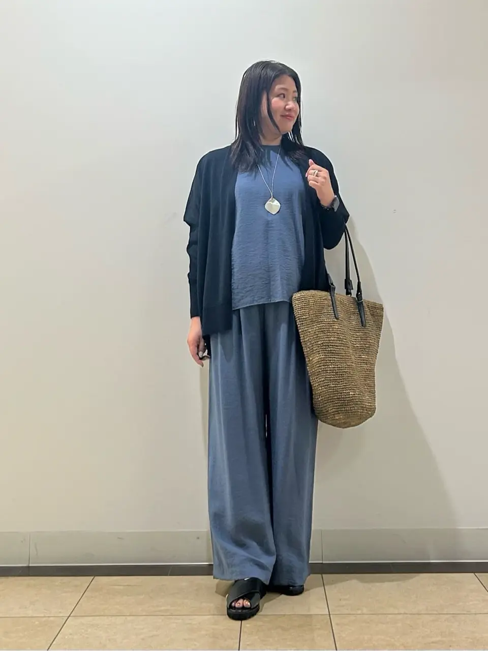 自由区 藤﨑 コーディネート画像