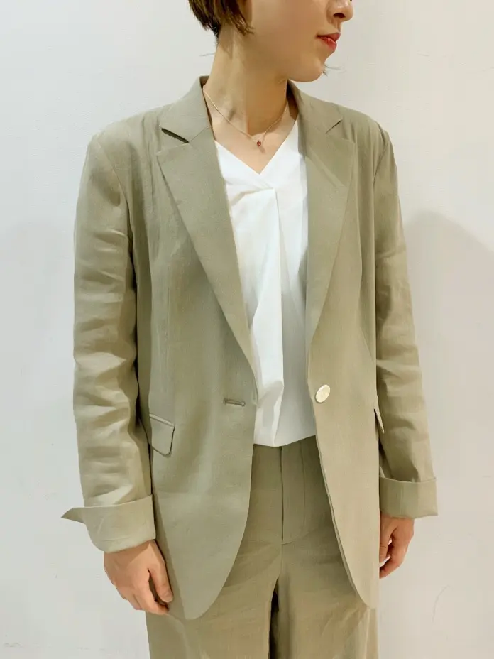 自由区 冨樫 コーディネート画像