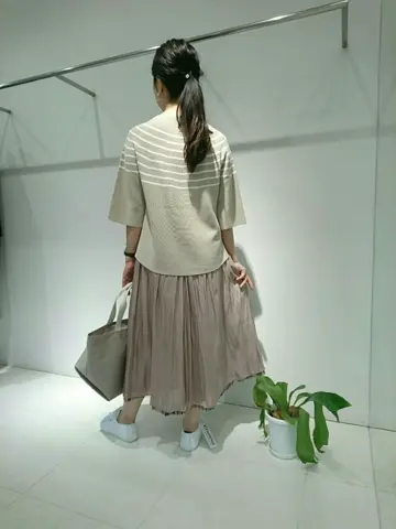 自由区 新保 コーディネート画像