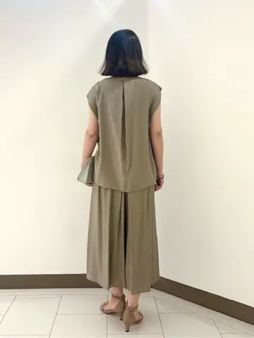 自由区 南 コーディネート画像