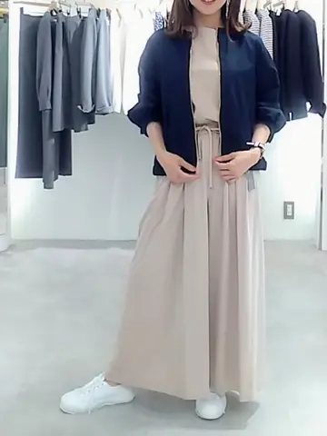 自由区 東 コーディネート画像