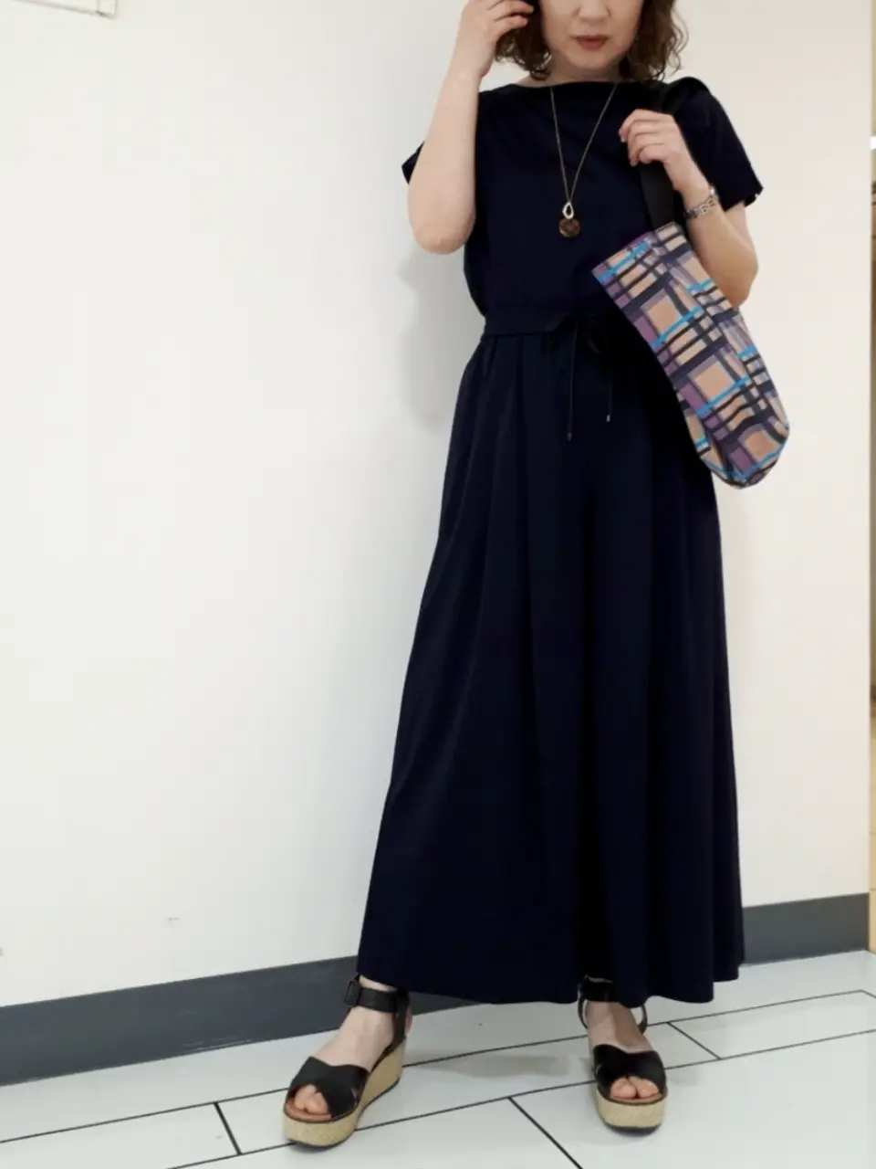  ナオミ コーディネート画像