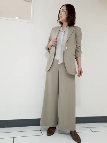 自由区 ナオミ コーディネート画像