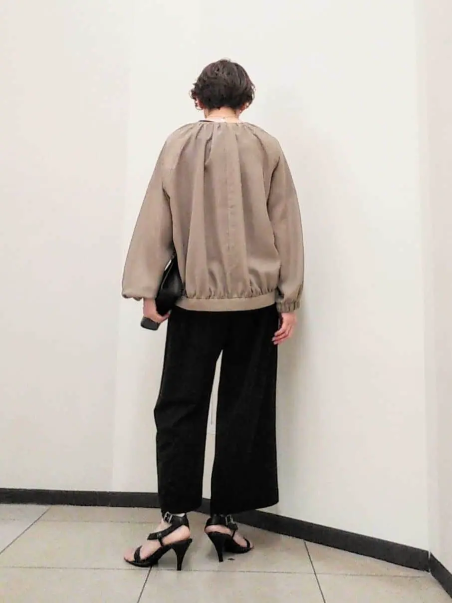 自由区 浅野 コーディネート画像