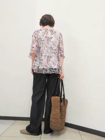 自由区 浅野 コーディネート画像