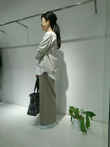 自由区 新保 コーディネート画像