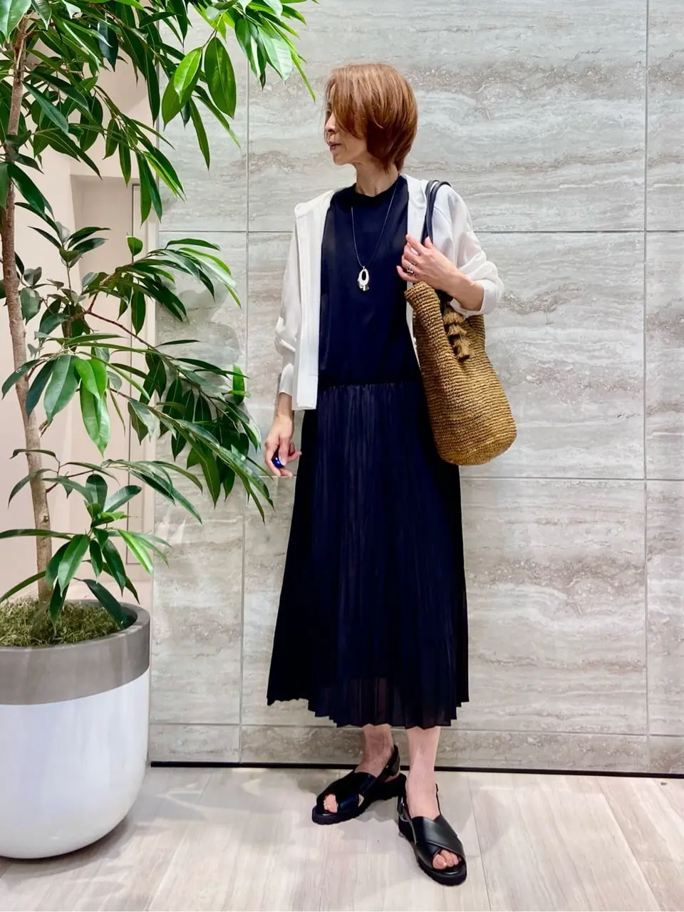 自由区 Ishii コーディネート画像