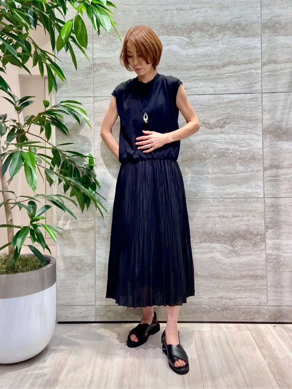 自由区 Ishii コーディネート画像