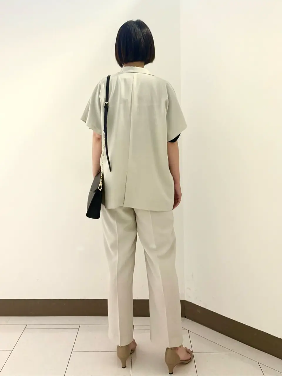 自由区 南 コーディネート画像