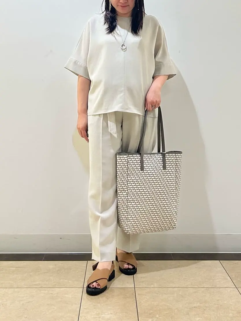 自由区 藤﨑 コーディネート画像