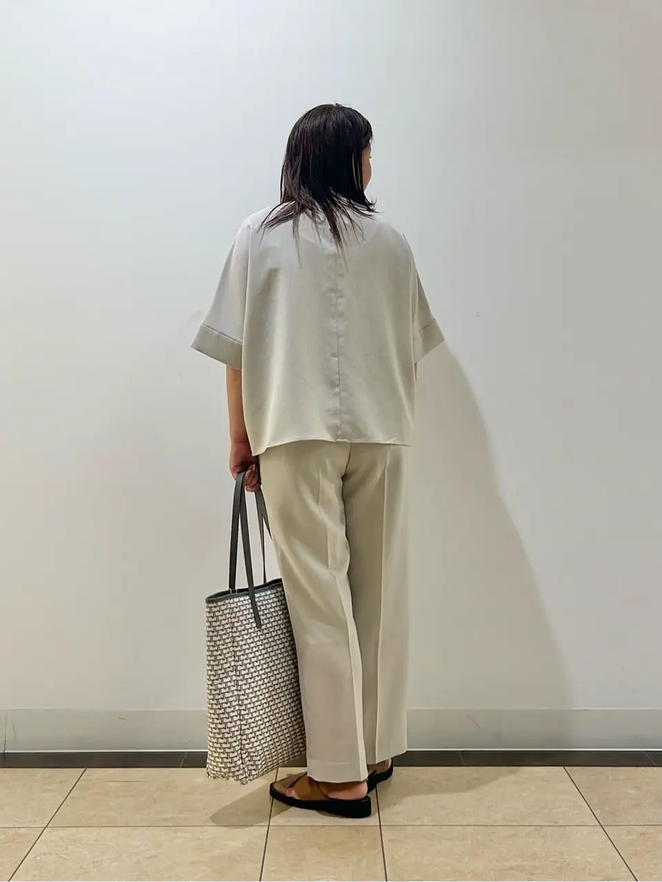 自由区 藤﨑 コーディネート画像