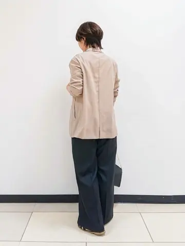 自由区 近藤 コーディネート画像