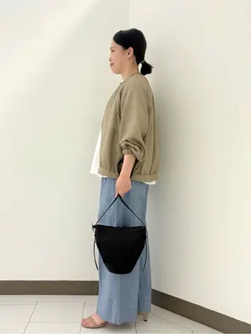 自由区 南 コーディネート画像