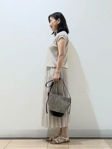 自由区 中川 コーディネート画像