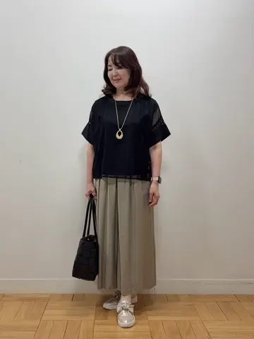 自由区 白戸 コーディネート画像