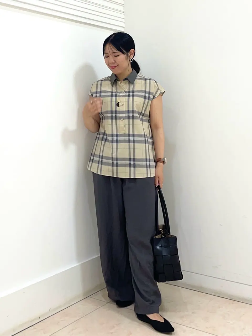 自由区 misato コーディネート画像