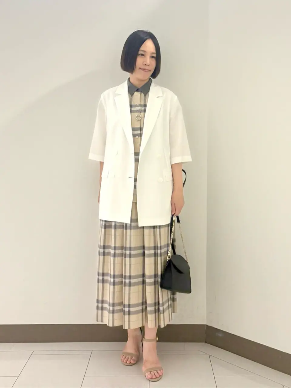 自由区 南 コーディネート画像