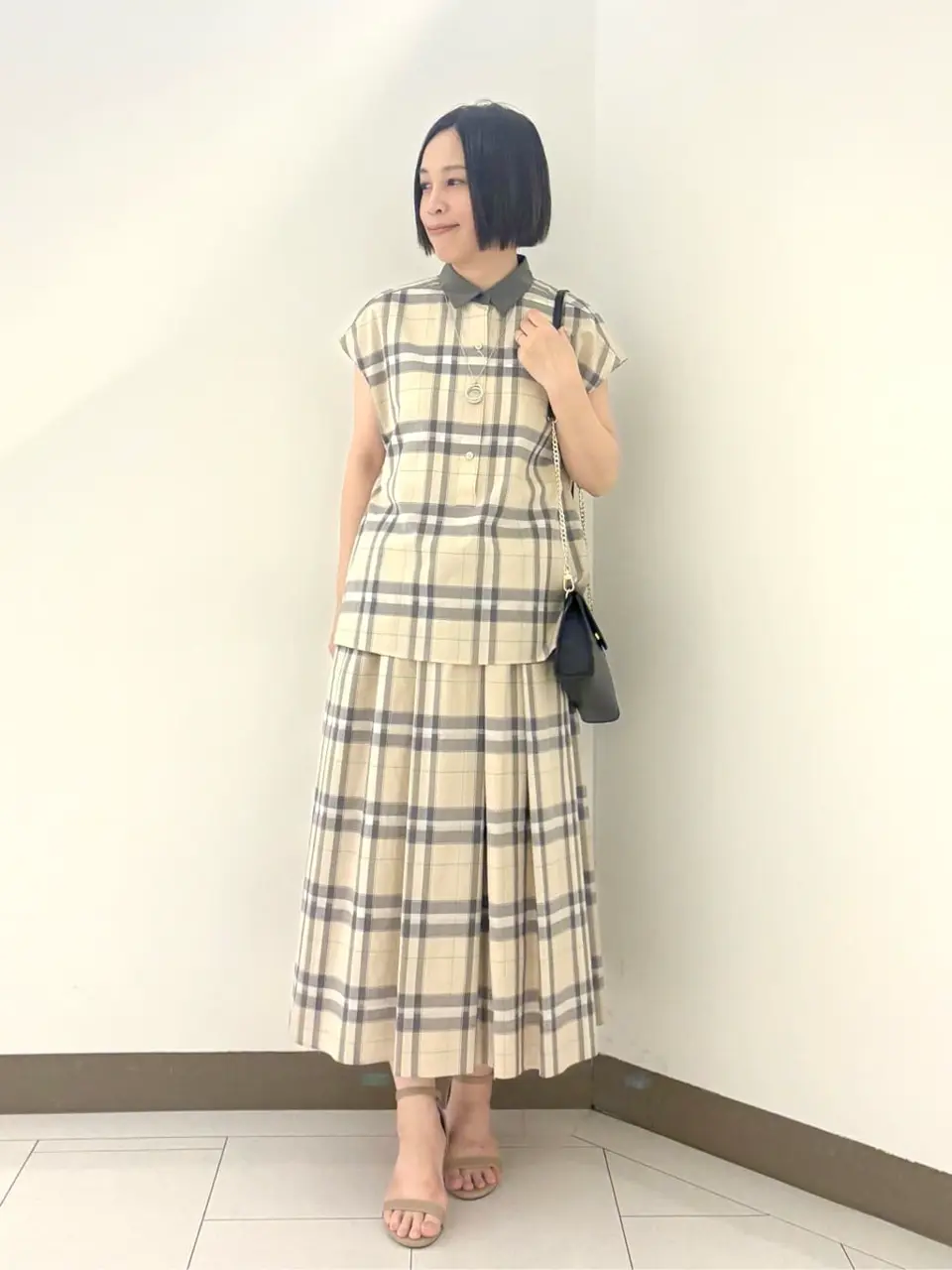 自由区 南 コーディネート画像