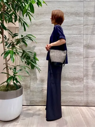 自由区 Ishii コーディネート画像