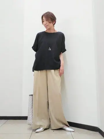 自由区 浅野 コーディネート画像