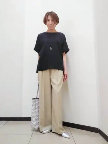 自由区 浅野 コーディネート画像