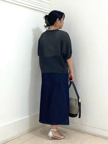 自由区 misato コーディネート画像