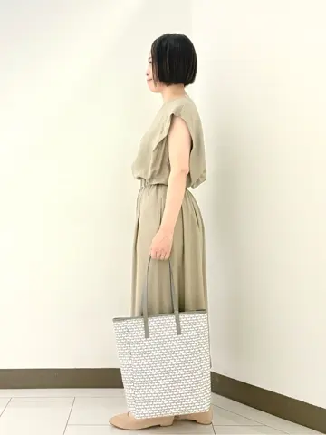 自由区 南 コーディネート画像