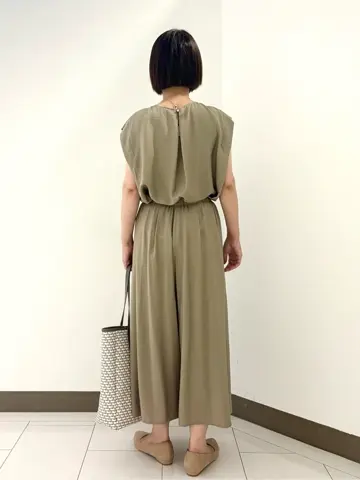 自由区 南 コーディネート画像