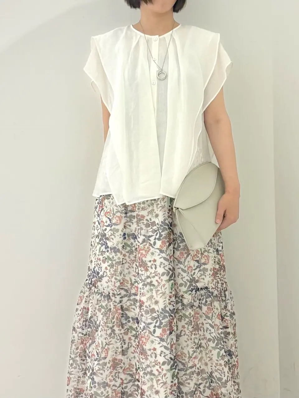 自由区 南 コーディネート画像