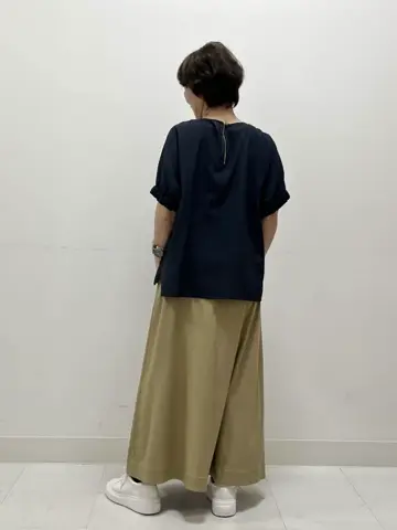 自由区 スタッフ コーディネート画像