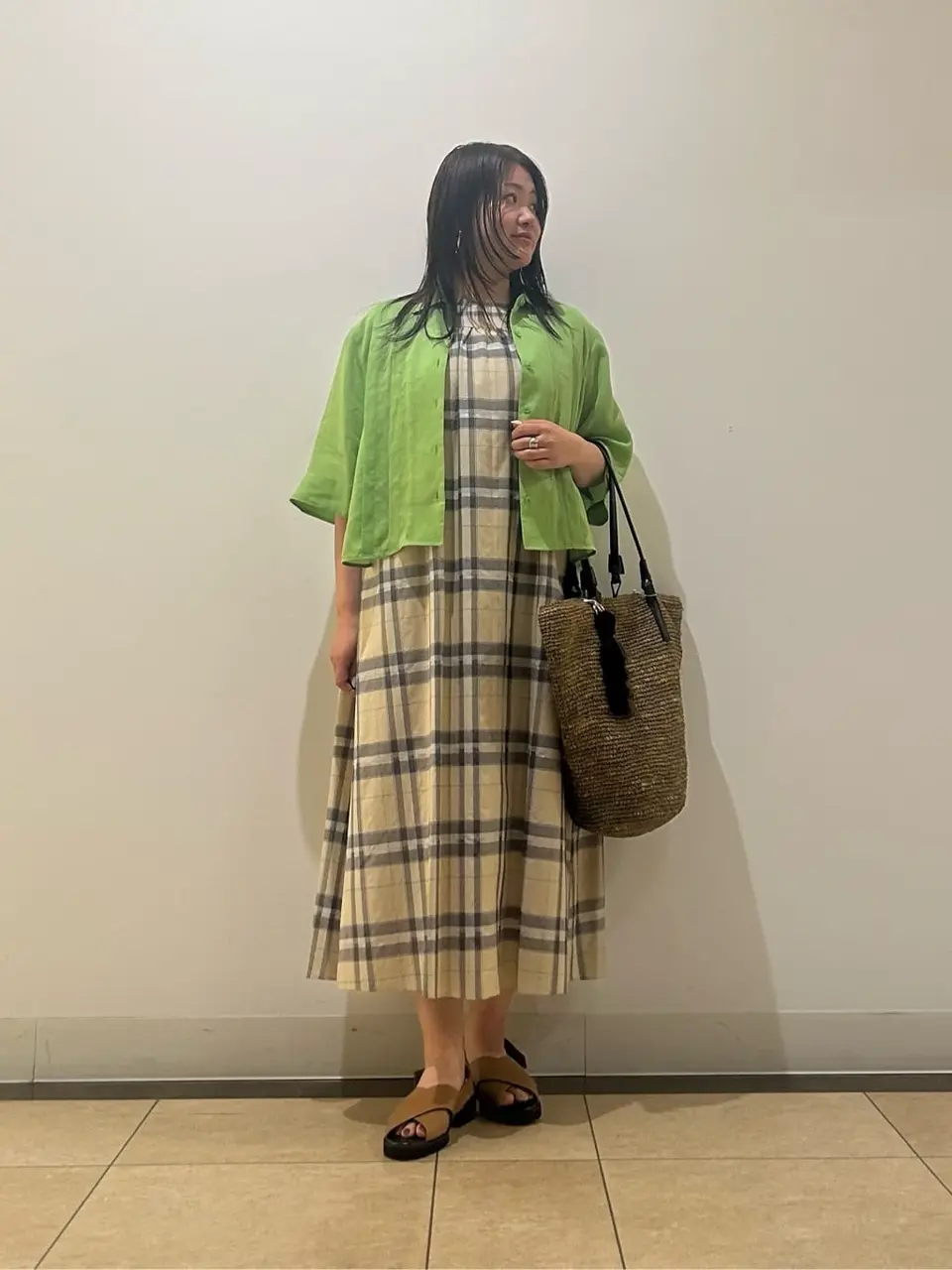 自由区 藤﨑 コーディネート画像