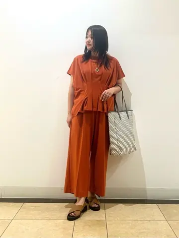 自由区 藤﨑 コーディネート画像